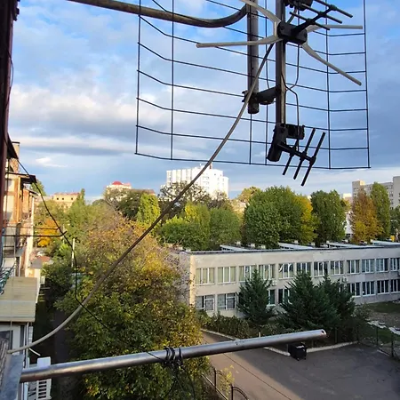 Apartament Frantsuzky Bulvar 22а, клиника филатова *